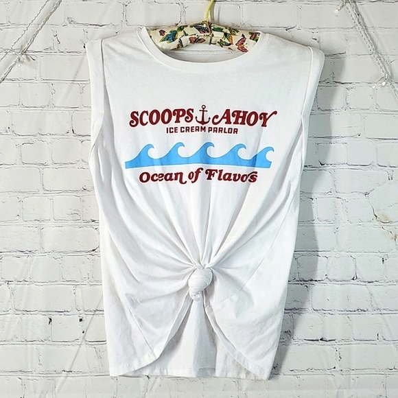 Netflix Stranger Things Scoops Ahoy Ice Cream Parlor White Tie Front Shirt Sz S - Picture 4 of 17